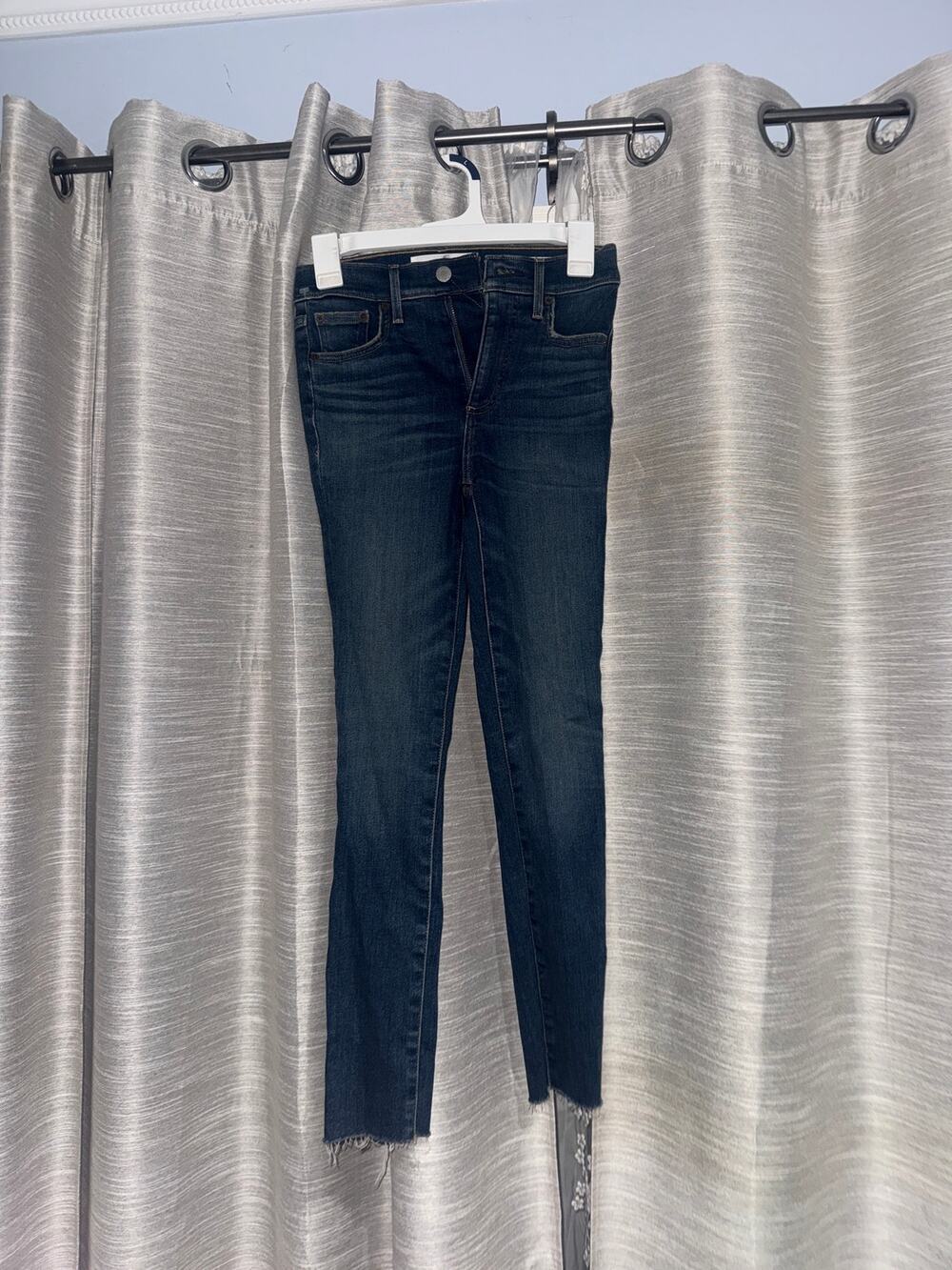 Aritzia Denim Forum Nico Mid-rise Skinny Jeans size 25